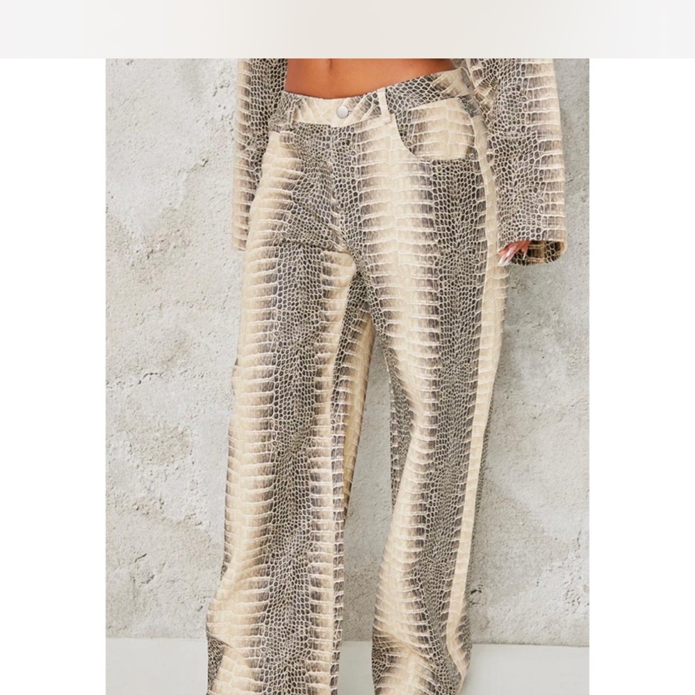 PrettyLittleThing Snake Print Pants